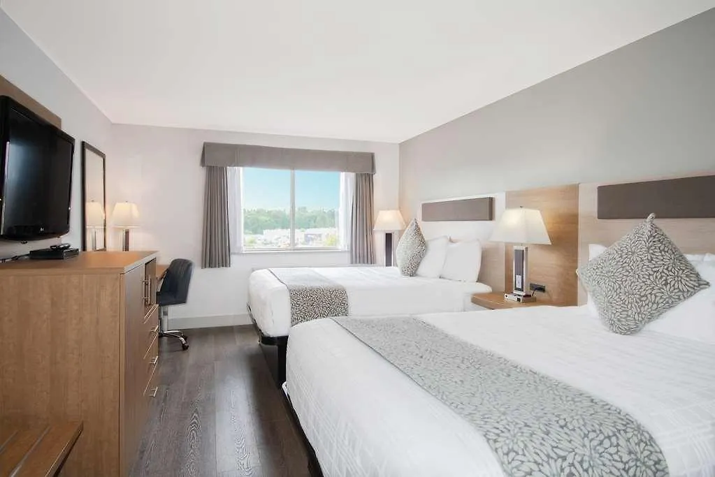 ***  Coast Abbotsford Hotel & Suites Canada