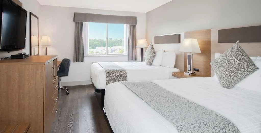 Coast Abbotsford Hotel & Suites 3*,  Canada